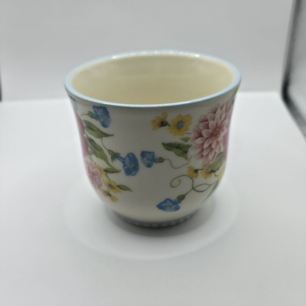 Pioneer Woman Sweet Rose Floral Mug - Picture 4 of 8